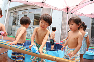 プール　楽しかったね　あひる