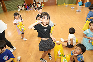 エンゼル七夕まつり　おかしのつかみどり・的あて・わなげ 　年中・　ひよこ・あひる　 NO.2