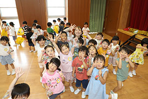 エンゼル七夕まつり　おかしのつかみどり・的あて・わなげ 　年中・　ひよこ・あひる　 NO.2