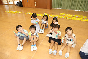 エンゼル七夕まつり　おかしのつかみどり・的あて・わなげ 　年中 ・ひよこ・あひる　NO.1