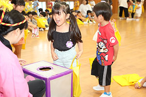 エンゼル七夕まつり　おかしのつかみどり・的あて・わなげ 　年中 ・ひよこ・あひる　NO.1