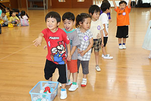 エンゼル七夕まつり　おかしのつかみどり・的あて・わなげ 　年中 ・ひよこ・あひる　NO.1