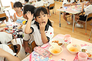 育てたミニトマトときゅうりいただきます　A・B