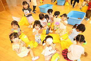 エンゼル七夕まつり　ヨーヨーすくい　年少