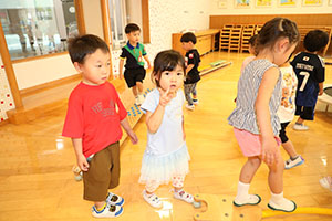 エンゼル七夕まつり　ヨーヨーすくい　年少