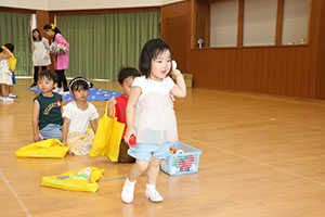 エンゼル七夕まつり　おかしのつかみどり・的あて・わなげ 　年少　 NO.2