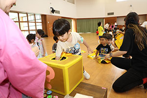 エンゼル七夕まつり　おかしのつかみどり・的あて・わなげ 　年少　 NO.1