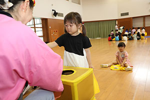 エンゼル七夕まつり　おかしのつかみどり・的あて・わなげ 　年少　 NO.1