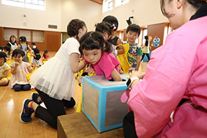 エンゼル七夕まつり　おかしのつかみどり・的あて・わなげ 　年少　 NO.1