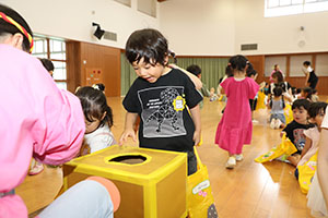 エンゼル七夕まつり　おかしのつかみどり・的あて・わなげ 　年少　 NO.1