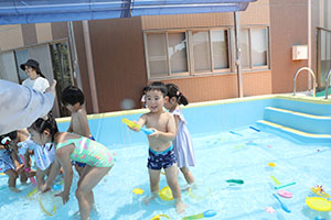 プール活動！楽しかったね！　ばら