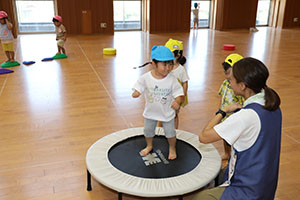 げんきいっぱいサーキット遊び　ひよこ・あひる・ぺんぎん