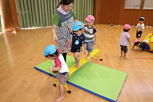げんきいっぱいサーキット遊び　ひよこ・あひる・ぺんぎん