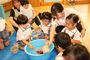 金魚すくいごっこ　ぱんだ