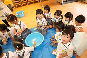 金魚すくいごっこ　ぱんだ