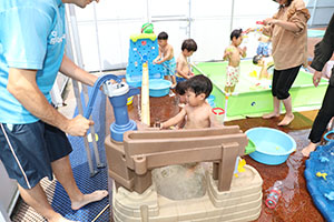 プール　楽しかったね　ひよこ