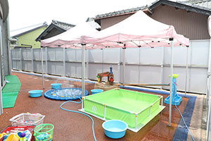 プール　楽しかったね　あひる・ぺんぎん