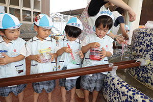 カラフル流しそうめん　楽しかったね！　こあら・ぱんだ