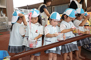 カラフル流しそうめん　楽しかったね！　こあら・ぱんだ