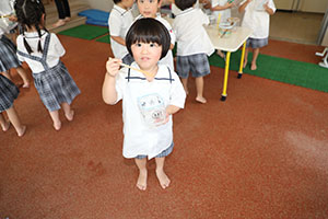 カラフル流しそうめん　楽しかったね！　うさぎ・ことり