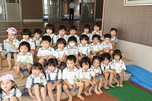 カラフル流しそうめん　楽しかったね！　うさぎ・ことり