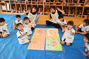 絵画教室　お父さんの絵を描きました　うさぎ・りす・ことり