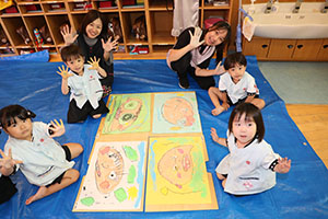 絵画教室　お父さんの絵を描きました　うさぎ・りす・ことり