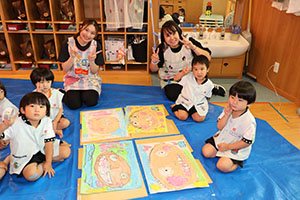 絵画教室　お父さんの絵を描きました　うさぎ・りす・ことり