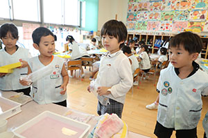 「紙すき」に挑戦！ー自分で紙を作ろうー　　D