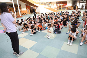 年長お泊り保育2.　パイナポー体操・アチャー　　ー２日目－