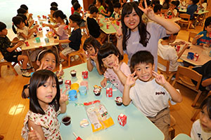 年長お泊り保育3.　みんなで朝ごはん　ー２日目－