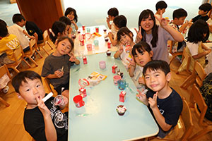 年長お泊り保育3.　みんなで朝ごはん　ー２日目－