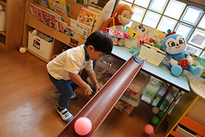 ボール遊び楽しかったね　ぺんぎん