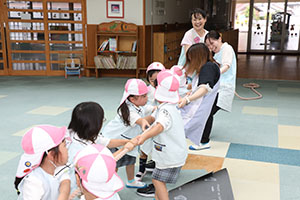 綱引き楽しかったね　年少組