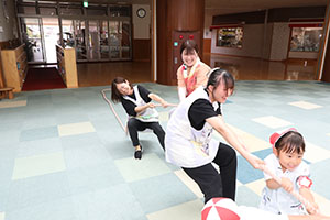綱引き楽しかったね　年少組