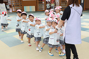 綱引き楽しかったね　年少組