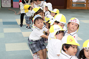 綱引き楽しかったね　年少組