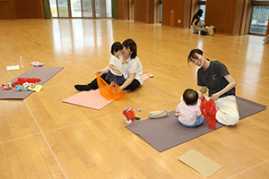 ベビトレヨガ　「nicoly」