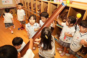 ボール遊び　こあら