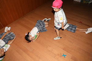 お泊り保育ごっこ　B・ばら
