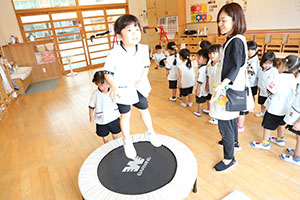 運動遊び🎵　りす