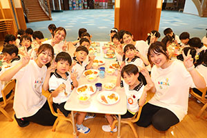 年長お泊り保育4・食育のお話とスペシャルディナー