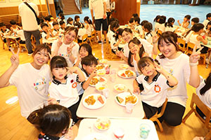 年長お泊り保育4・食育のお話とスペシャルディナー