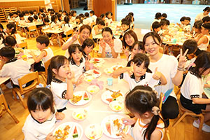 年長お泊り保育4・食育のお話とスペシャルディナー