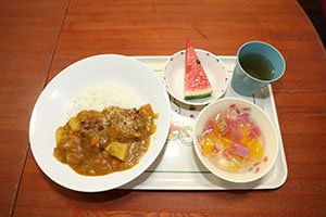 年長お泊り保育4・食育のお話とスペシャルディナー