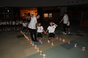 年長お泊り保育５・ランタン・花火大会　NO．2