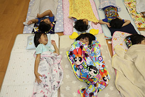 年長お泊り保育6・おやすみなさい　NO．2