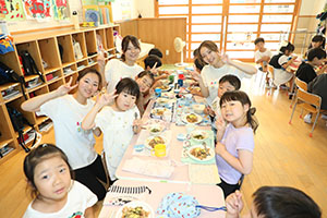 カミングエンゼル　　給食美味しかったね
