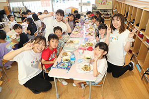 カミングエンゼル　　給食美味しかったね