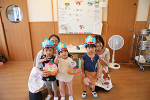 8月生まれのお誕生会　ー金魚すくいー　ひよこ・あひる・ぺんぎん